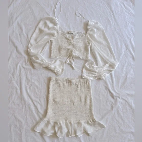 Miss Lola White Top & Skirt Set - Picture 3 of 9